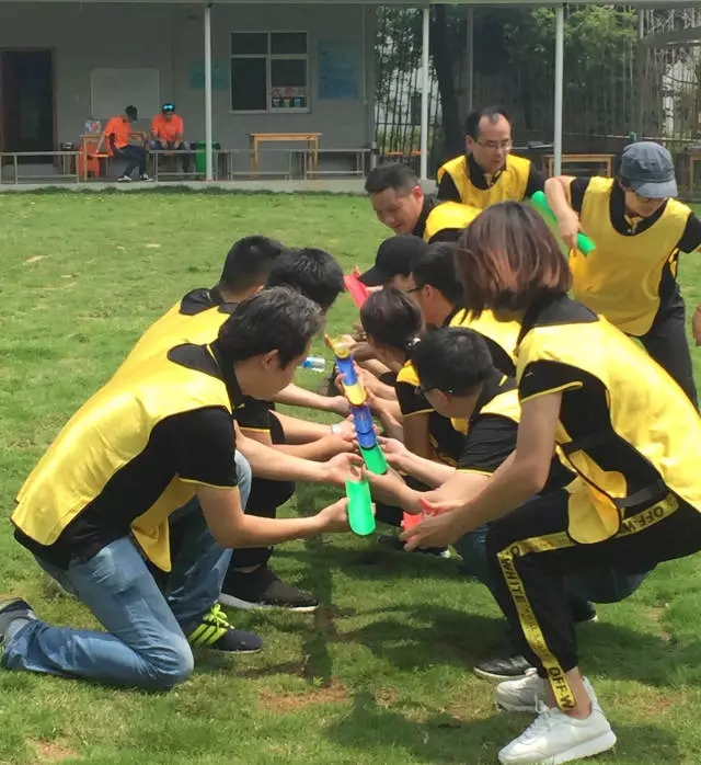 “向梦想出发” 云顶集团销售团建活动完善绽放